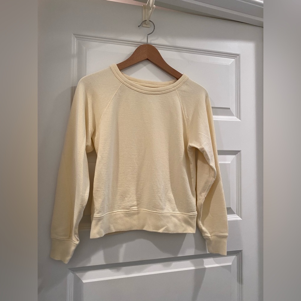 Everlane pale yellow shrunken crewneck sweatshirt size XXS